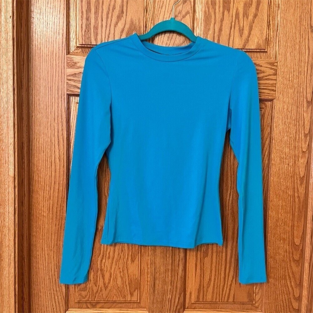NWT Trendy Queen Top Womens Size M Blue Long Sleeve Crew Neck Stretch Knit